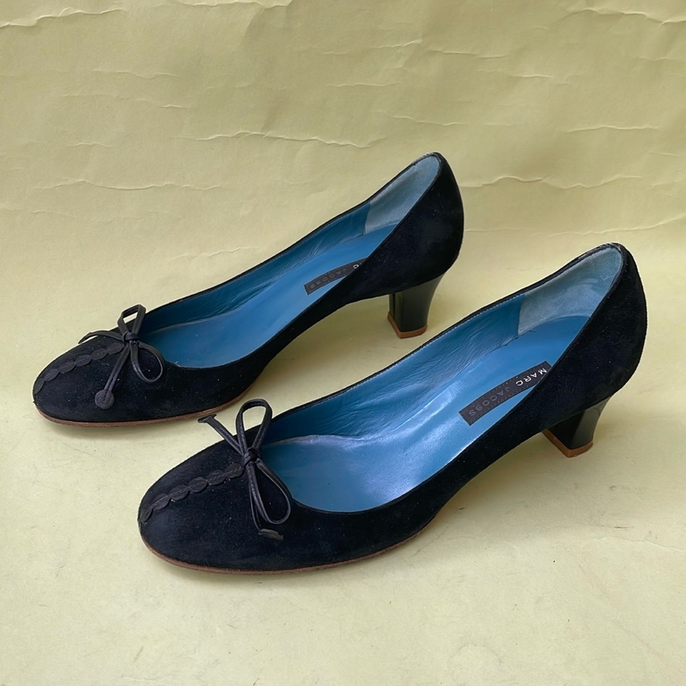 Marc Jacobs Navy Suede Low Heel Pumps